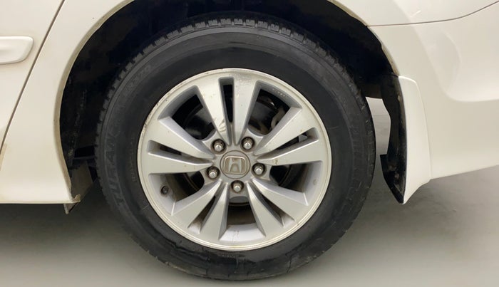 2011 Honda Accord 2.4L I-VTEC MT, Petrol, Manual, 99,882 km, Left Rear Wheel