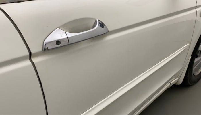 2011 Honda Accord 2.4L I-VTEC MT, Petrol, Manual, 99,882 km, Driver-side door - Minor scratches