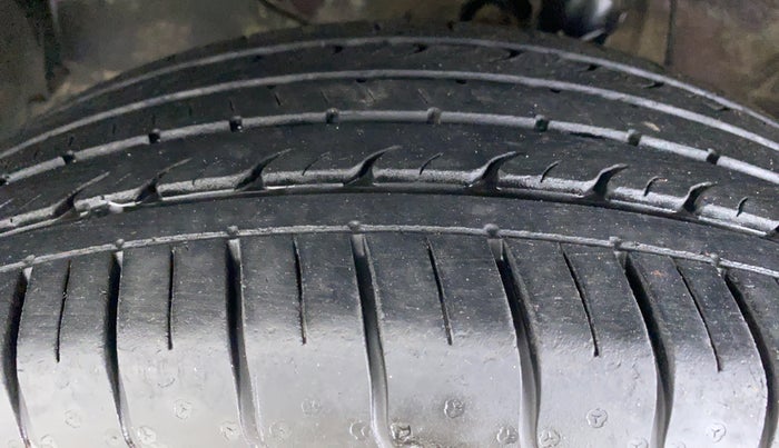 2017 Honda WR-V 1.2 i-VTEC VX MT, Petrol, Manual, 27,040 km, Left Front Tyre Tread
