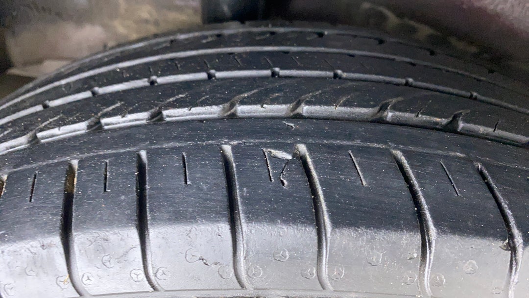Right Rear Tyre Tread