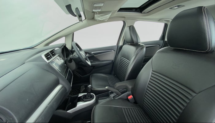 2017 Honda WR-V 1.2 i-VTEC VX MT, Petrol, Manual, 27,040 km, Right Side Front Door Cabin