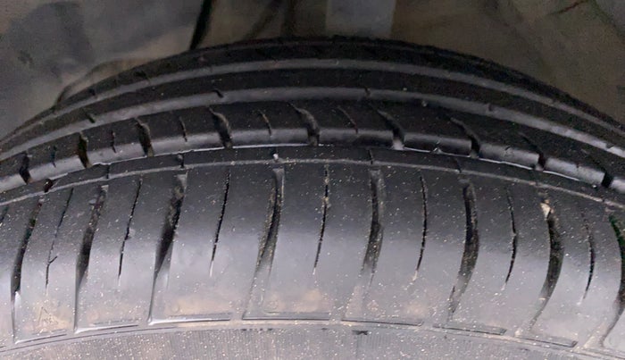 2021 MG HECTOR SHINE 1.5 TURBO MT, Petrol, Manual, 18,780 km, Left Front Tyre Tread