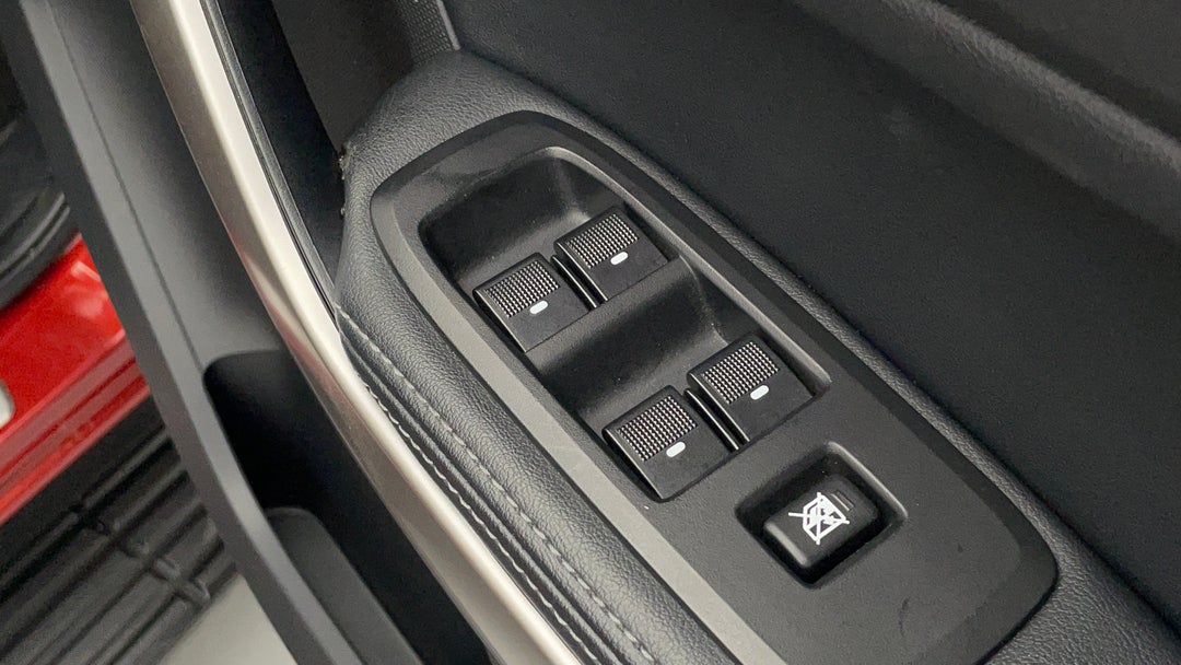 2020 Ford Everest Trend (4wd 7 Seat), Automatic, 31777 km, Drivers Side Door Panel Controls