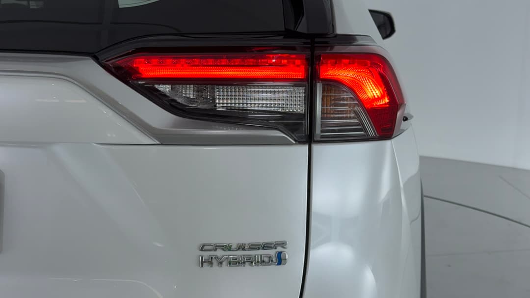 2024 Toyota RAV4 Cruiser (AWD) Hybrid, Automatic, 20815 km, Badge (Boot Right Side)