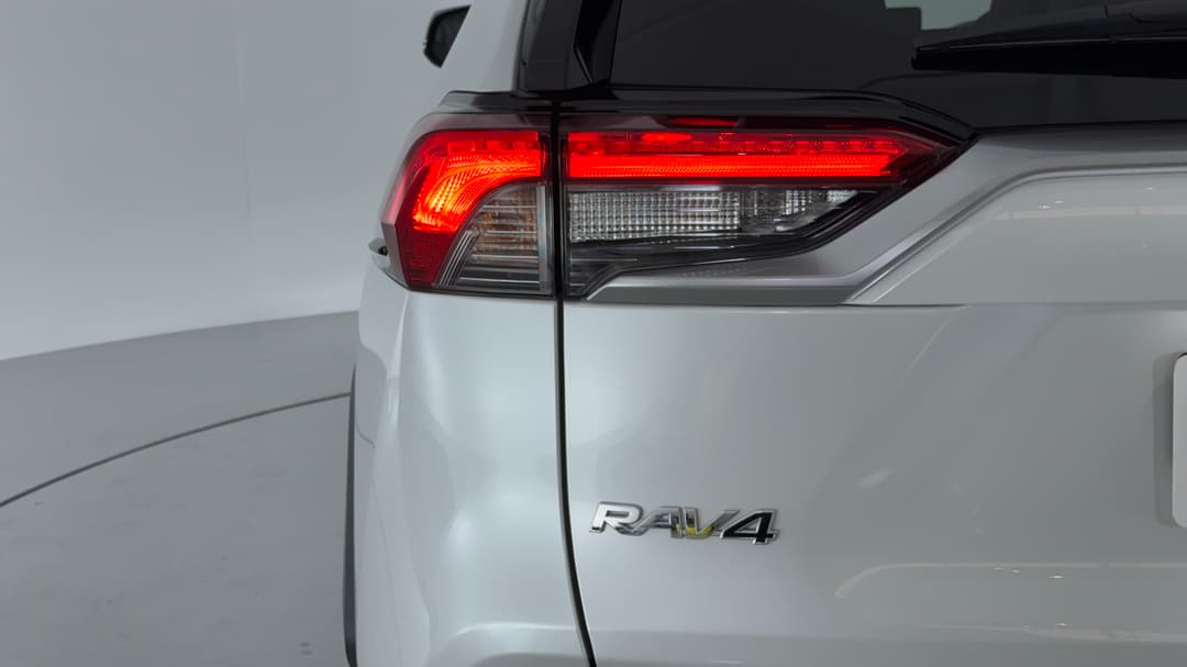 2024 Toyota RAV4 Cruiser (AWD) Hybrid, Automatic, 20815 km, Badge (Boot Left Side)