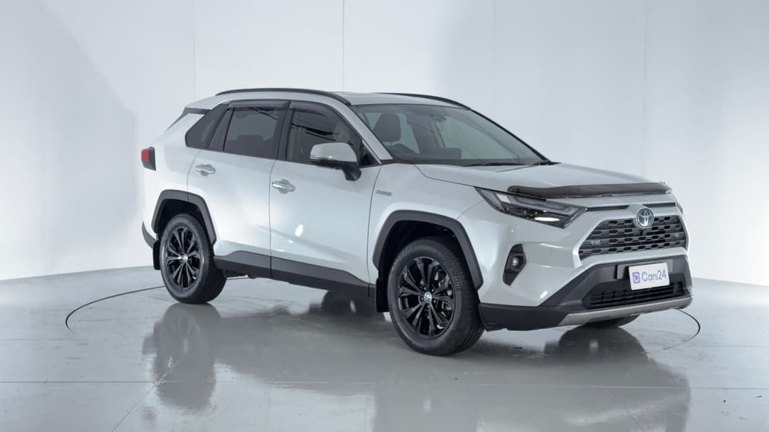 2024 Toyota RAV4 Cruiser (AWD) Hybrid, Automatic, 20815 km, Right Front Diagonal (45- Degree) View