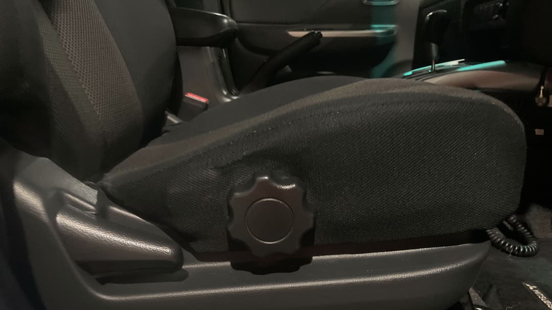 2018 Mitsubishi Triton Gls (4x4), Automatic, 91564 km, Drivers Side Adjustment Panel
