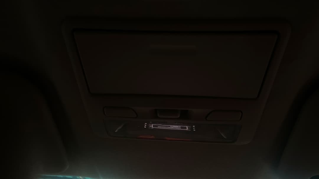 2018 Mitsubishi Triton Gls (4x4), Automatic, 91564 km, On-Roof Controls/Sunglass holder