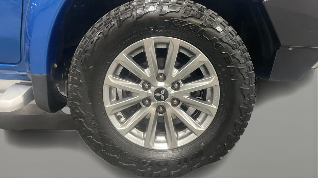 2018 Mitsubishi Triton Gls (4x4), Automatic, 91564 km, Right Front Wheel
