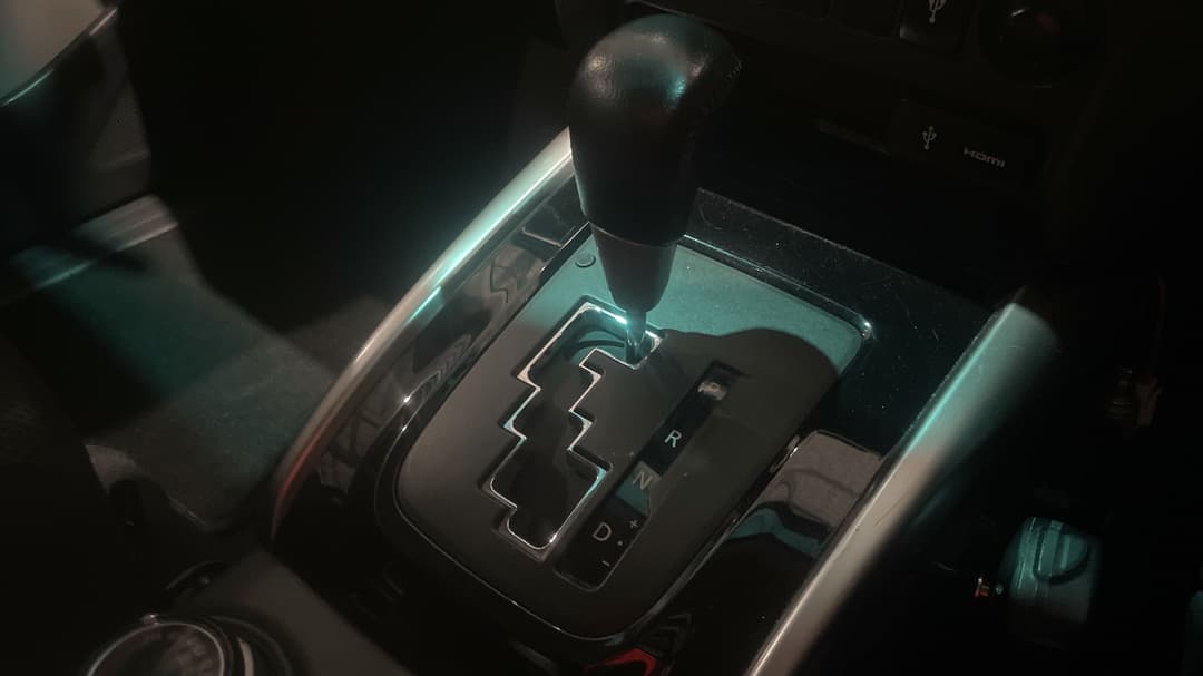 2018 Mitsubishi Triton Gls (4x4), Automatic, 91564 km, Gear Lever 