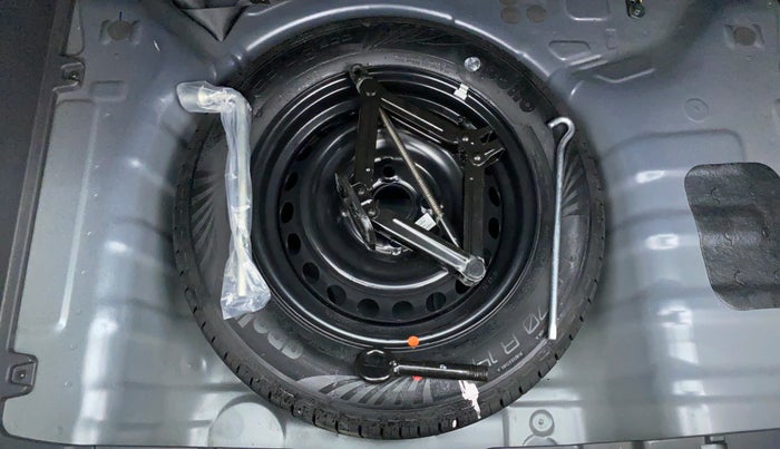 2020 Hyundai GRAND I10 NIOS SPORTZ 1.2 AT, Petrol, Automatic, 6,122 km, Spare Tyre