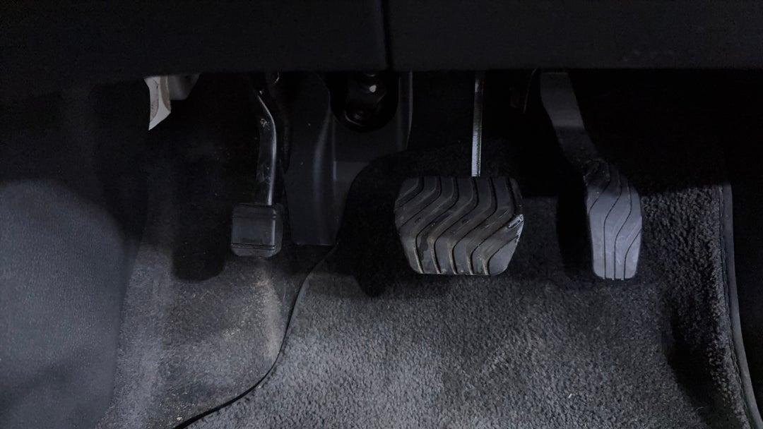 2021 Nissan X-trail St (2WD), Automatic, 104012 km, Pedals and Footmat