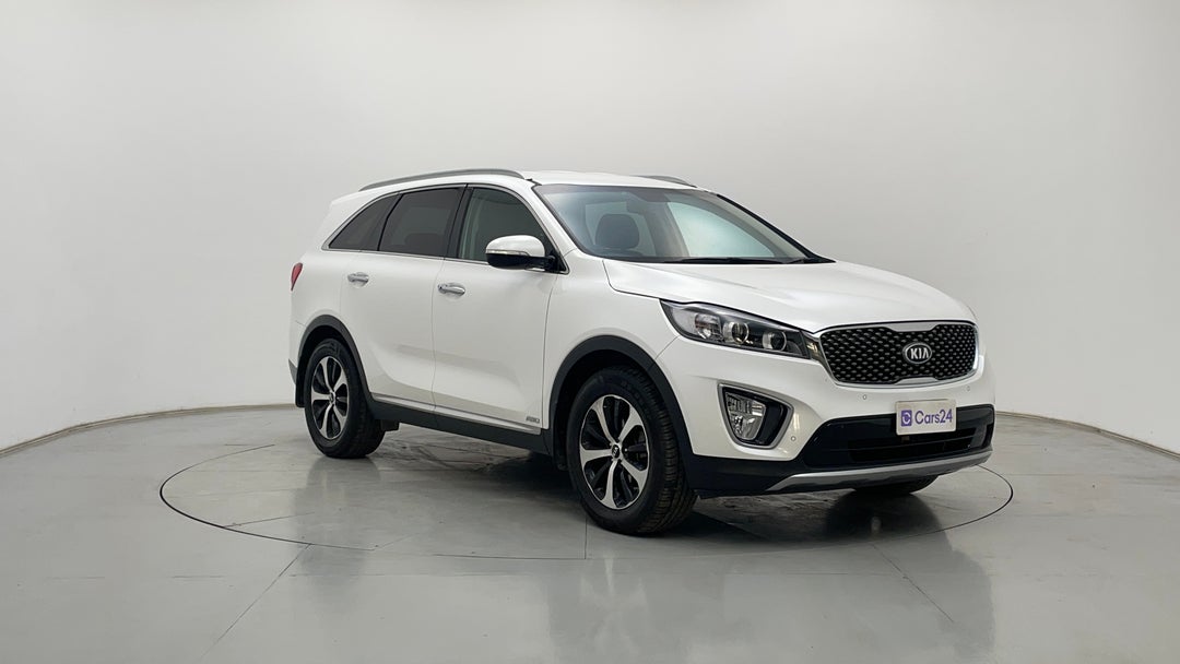 Right Front Diagonal (45- Degree) View