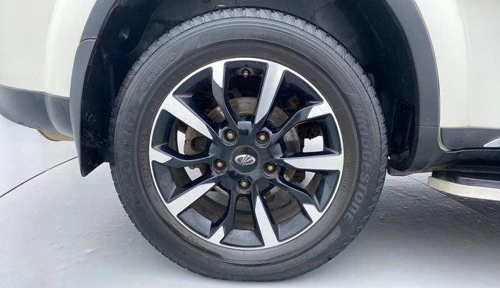 2019 Mahindra XUV500 W11 (O), Diesel, Manual, 44,823 km, Right Rear Wheel