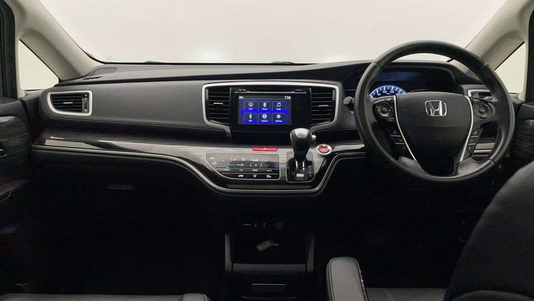 2016 Honda Odyssey Vti-l, Automatic, 116832 km, Dashboard View
