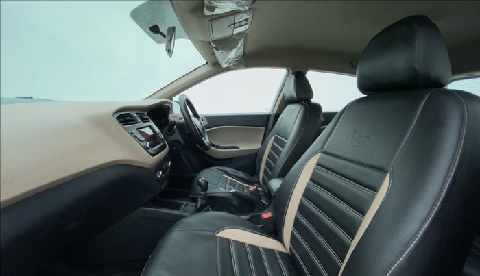 2020 Hyundai Elite i20 1.2 SPORTS PLUS VTVT, Petrol, Manual, 25,335 km, Right Side Front Door Cabin