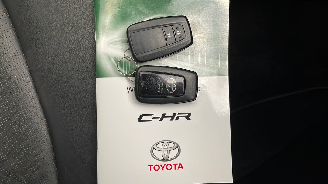 2018 Toyota C-HR Koba (2wd), Automatic, 67228 km, Key Close-up