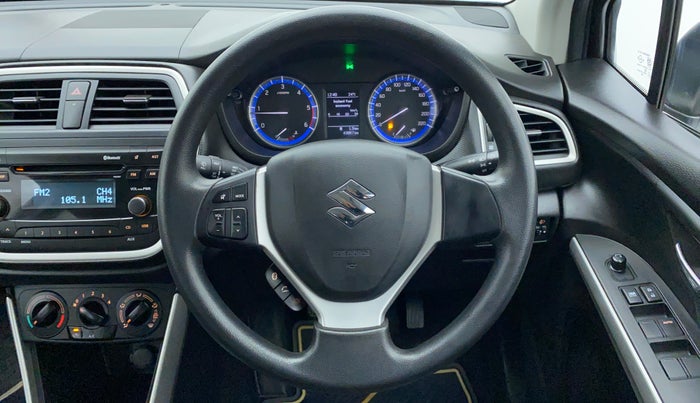 2017 Maruti S Cross DELTA 1.3, Diesel, Manual, 44,069 km, Steering Wheel Close-up