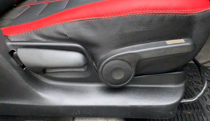 2017 Maruti Swift ZXI D, Petrol, Manual, 45,130 km, Driver Side Adjustment Panel