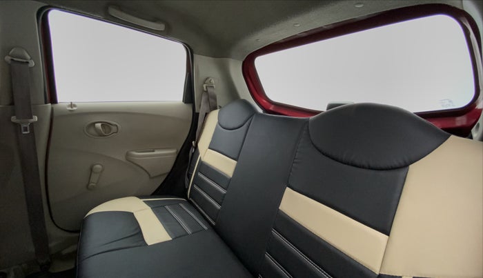 2015 Datsun Go T, Petrol, Manual, 83,782 km, Right Side Door Cabin View