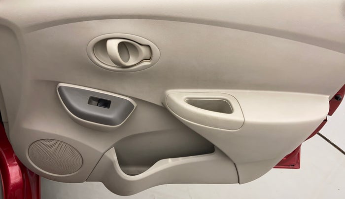 2015 Datsun Go T, Petrol, Manual, 83,782 km, Driver Side Door Panels Controls