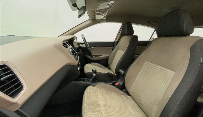 2018 Hyundai Elite i20 ASTA 1.2 (O), Petrol, Manual, 54,174 km, Right Side Front Door Cabin