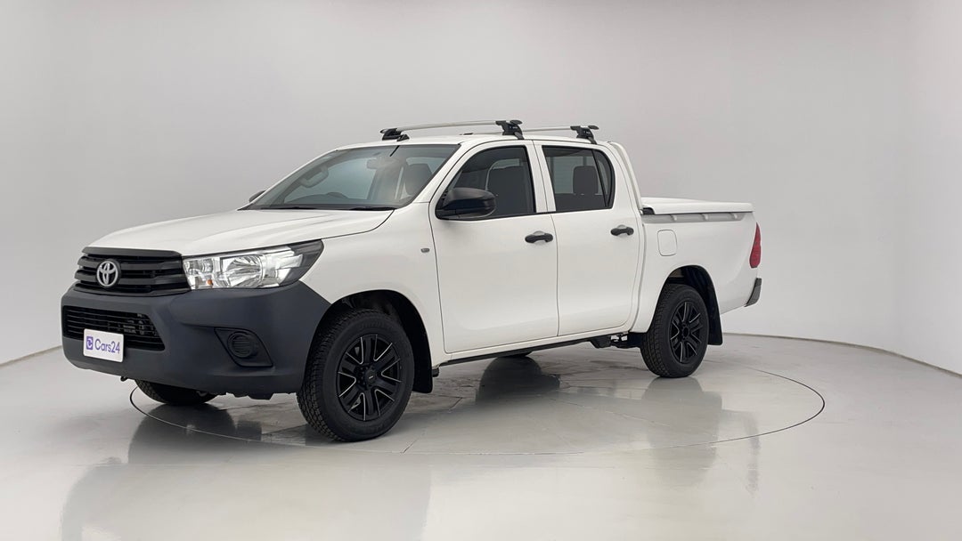 2017 Toyota Hilux Workmate, Automatic, 147470 km, Left Front Diagonal (45- Degree) View