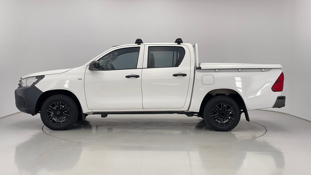 2017 Toyota Hilux Workmate, Automatic, 147470 km, Left Side View