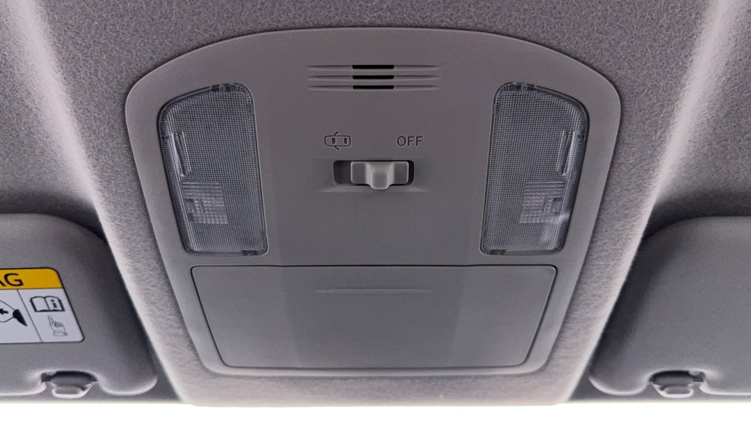 2017 Toyota Hilux Workmate, Automatic, 147470 km, On-Roof Controls/Sunglass holder