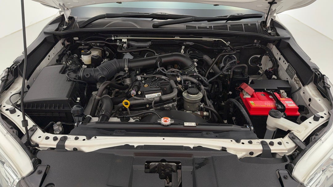 2017 Toyota Hilux Workmate, Automatic, 147470 km, Open Bonnet (Engine)