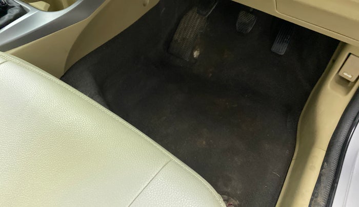 2012 Honda City 1.5L I-VTEC S MT, Petrol, Manual, 63,071 km, Flooring - Minor discolouration