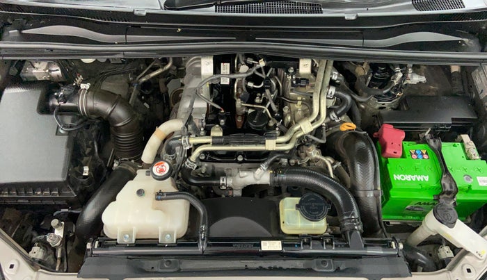 2017 Toyota Innova Crysta 2.8 GX AT 7 STR, Diesel, Automatic, 41,515 km, Engine Bonet View