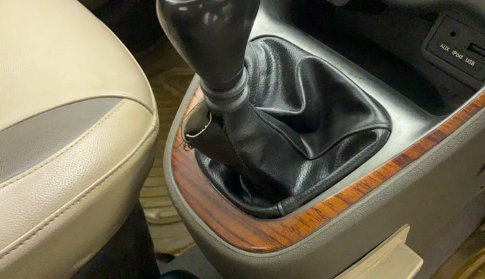 2011 Hyundai i10 SPORTZ 1.2, Petrol, Manual, 56,652 km, Gear lever - Boot cover slightly torn