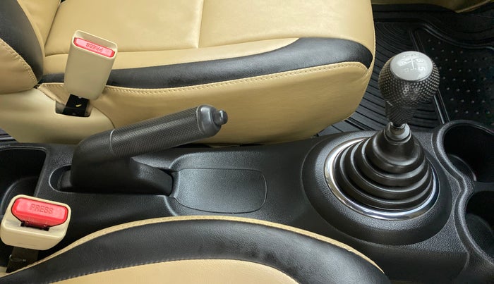 2017 Honda Amaze 1.2 SX MT I VTEC, Petrol, Manual, 19,735 km, Gear Lever