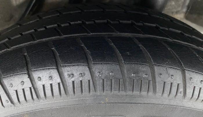2017 Honda Amaze 1.2 SX MT I VTEC, Petrol, Manual, 19,735 km, Left Rear Tyre Tread