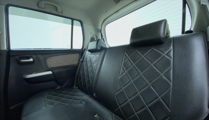 2016 Maruti Wagon R 1.0 VXI, Petrol, Manual, 65,809 km, Right Side Rear Door Cabin