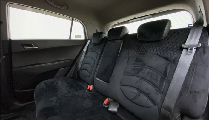 2016 Hyundai Creta 1.6 SX PLUS AUTO PETROL, Petrol, Automatic, 68,317 km, Right Side Rear Door Cabin