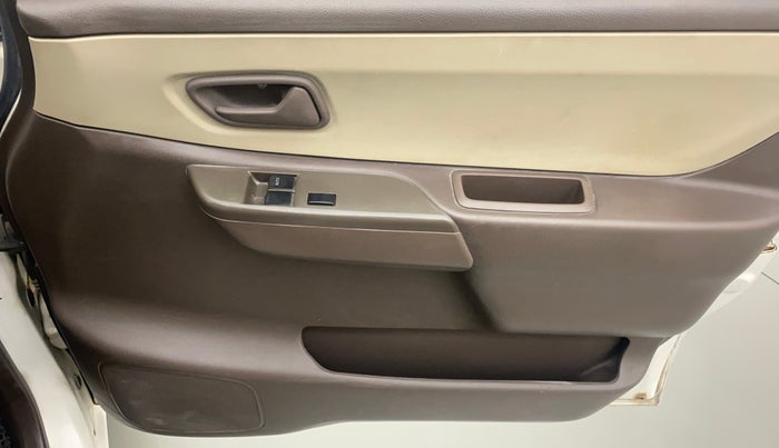 2012 Maruti Zen Estilo LXI CNG, CNG, Manual, 1,03,033 km, Driver Side Door Panels Control