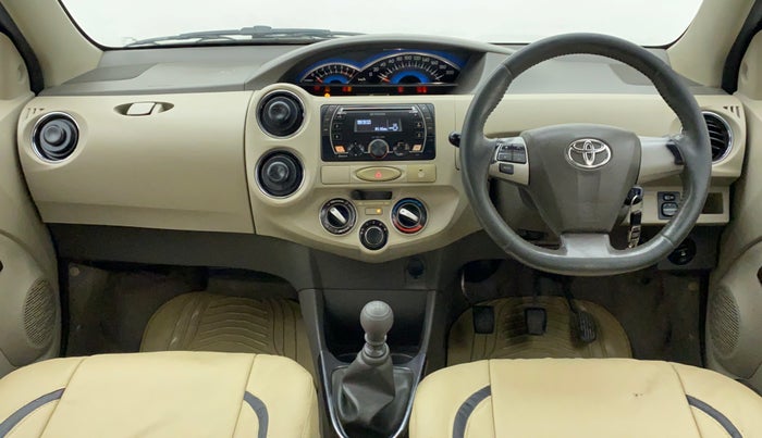 2015 Toyota Etios VX D, Diesel, Manual, 77,865 km, Dashboard View