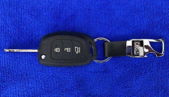 2014 Hyundai Xcent S 1.2 OPT, Petrol, Manual, 30,675 km, Key Close Up