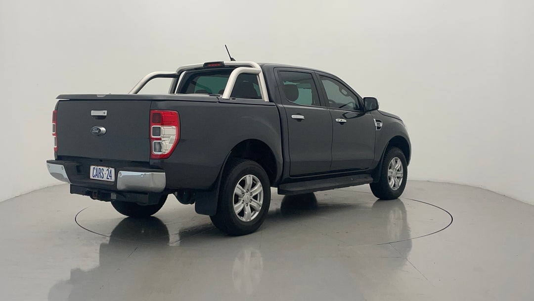 Right Back Diagonal (45- Degree) View