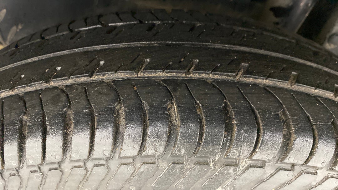 Left Rear Tyre Tread