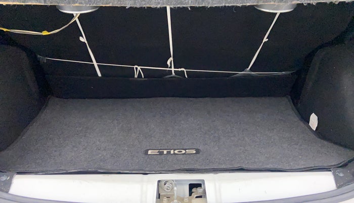 2011 Toyota Etios Liva G, Petrol, Manual, 28,822 km, Boot Inside