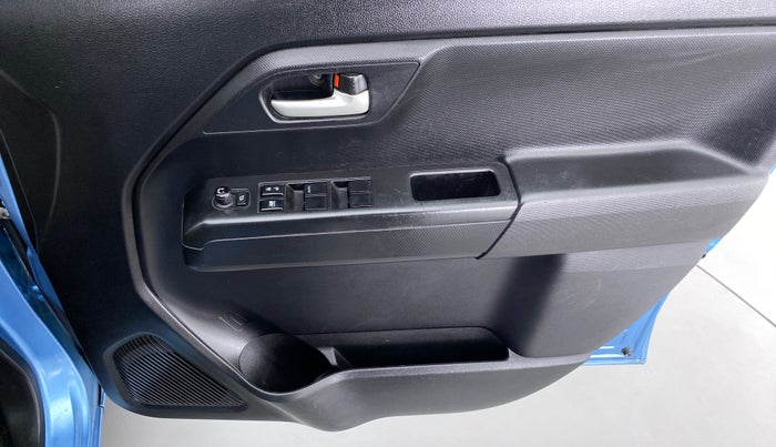 2019 Maruti New Wagon-R ZXI 1.2L AGS, Petrol, Automatic, 43,717 km, Driver Side Door Panels Control