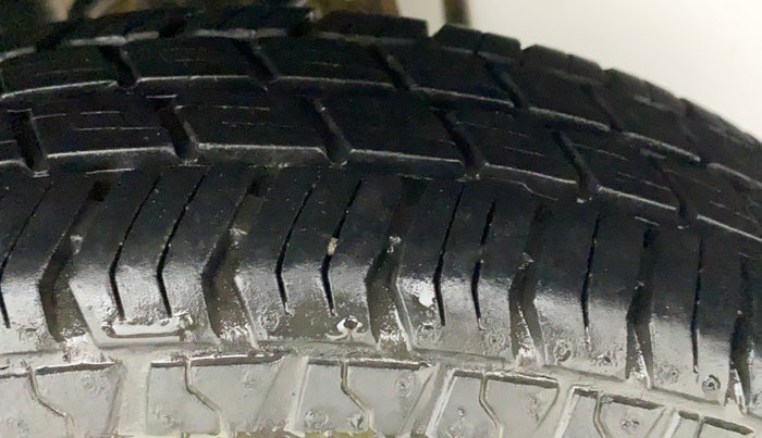2018 Maruti Alto 800 LXI CNG, CNG, Manual, 15,023 km, Left Rear Tyre Tread
