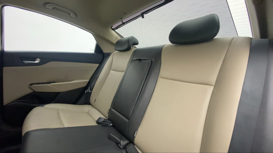 Right Side Rear Door Cabin