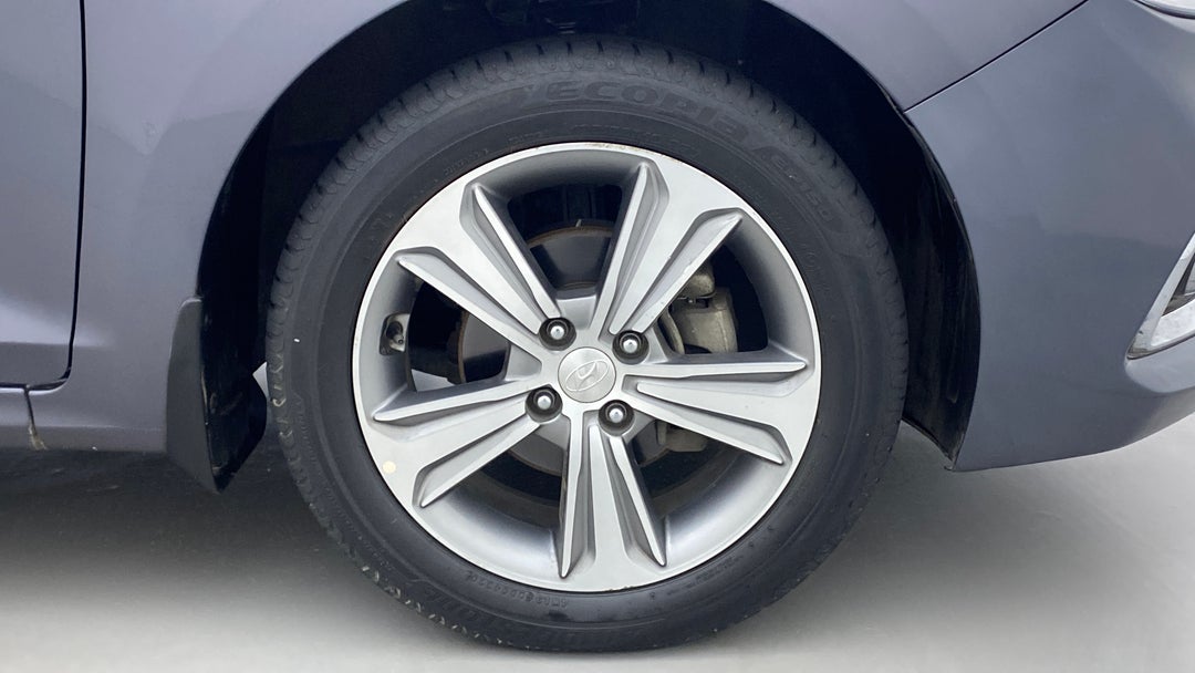 Right Front Wheel