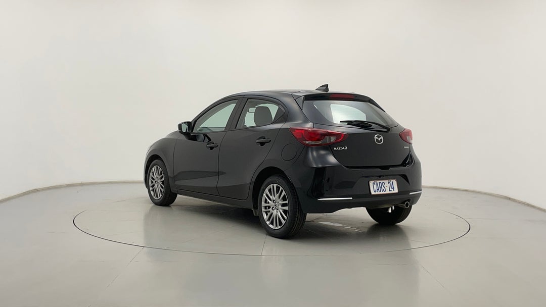 Left Back Diagonal (45- Degree) View