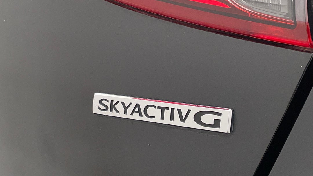 Badge (Boot Right Side)