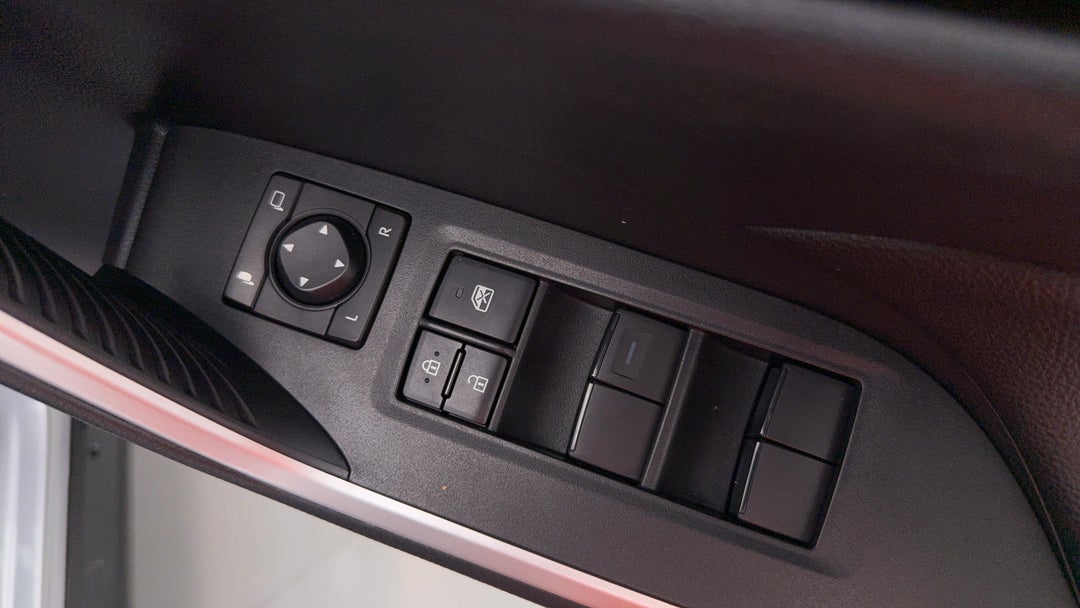 2024 Toyota RAV4 Gx (AWD) Hybr Full Size Spare, Automatic, 30440 km, Drivers Side Door Panel Controls